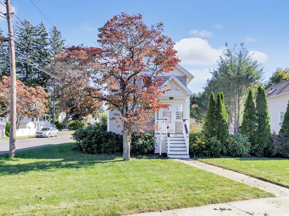 700 Huntington Road, Stratford CT 06614