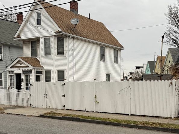 412 Dewey Street, Bridgeport CT 06605