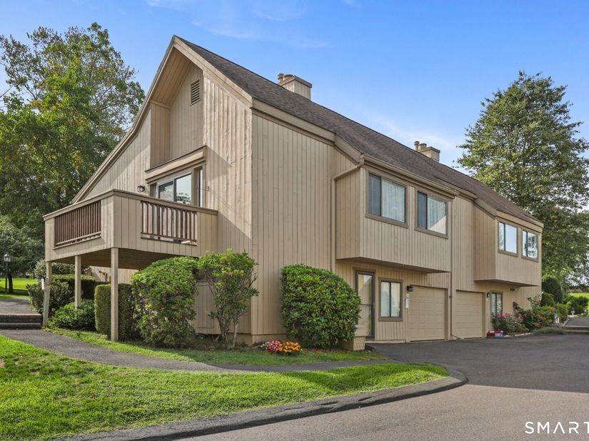 615 Cherokee Lane A, Stratford CT 06614