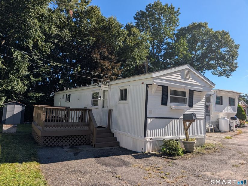 31 Spruce Drive, Shelton CT 06484