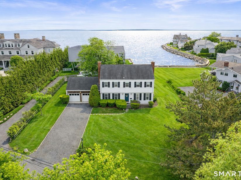 14 Shoreham Club Road, Greenwich CT 06870