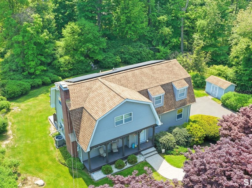 11 Birdseye Rd Extension, Shelton CT 06484