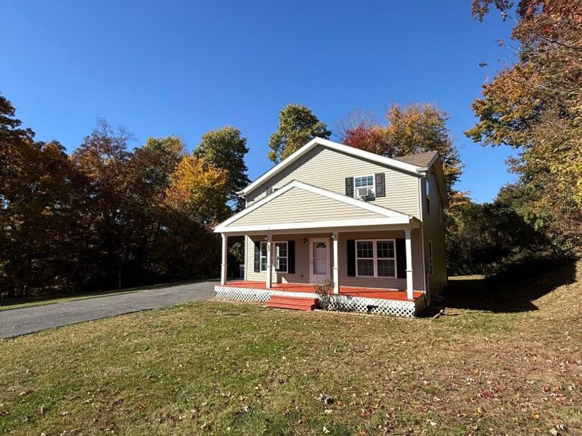 15 Bayberry Lane, Danbury CT 06811