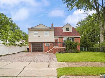 728 Lancaster Road