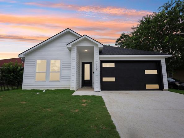 2716 E 12th Street , Fort Worth Texas 76111