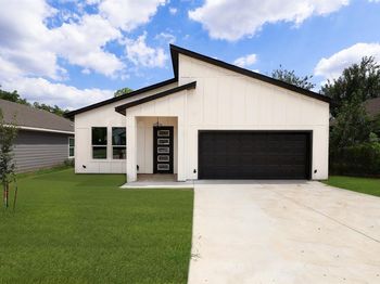 1032 E Arlington Avenue 