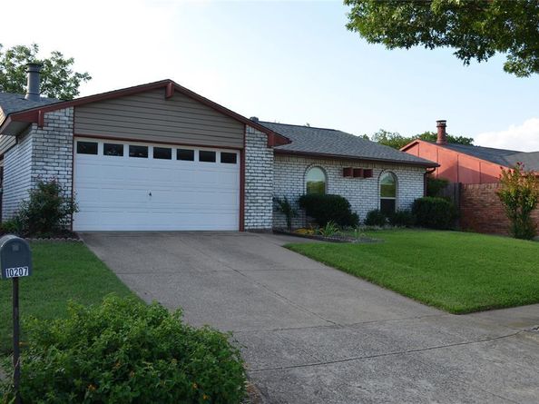 10207  Sweet Gum Street , Dallas Texas 75249