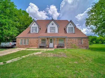 13833  Indian Wells Road 