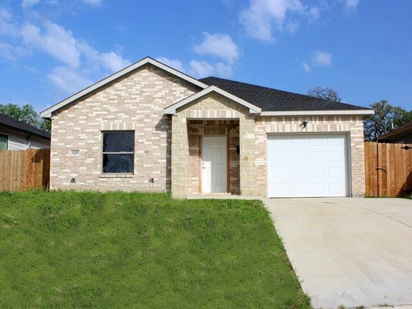 1609  Pine Street , Dallas Texas 75215