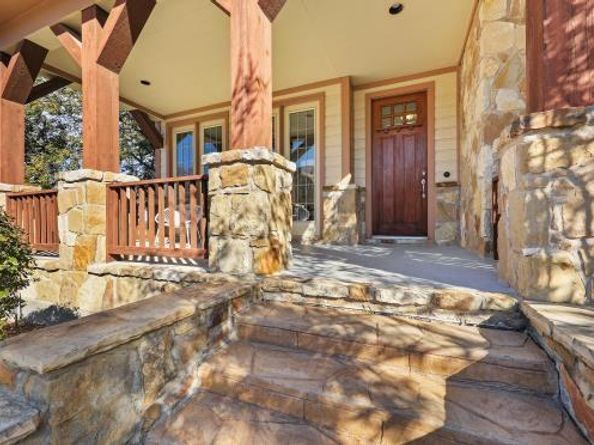 2201  Shakespeare Street , Carrollton Texas 75010