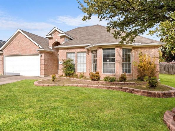 1411  Brittany Lane , Mansfield Texas 76063