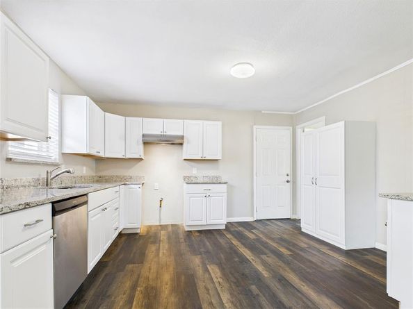 2712  Evans Avenue , Fort Worth Texas 76104