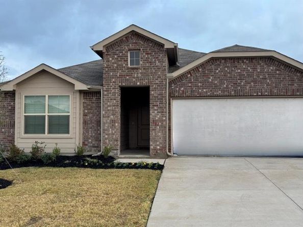 9465  MINT HILL Drive , Fort Worth Texas 76108