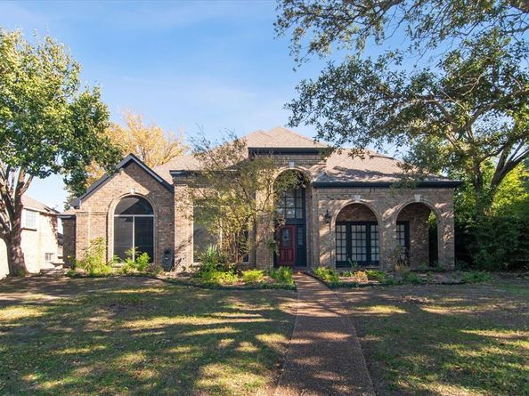 1235  Shores Boulevard , Rockwall Texas 75087