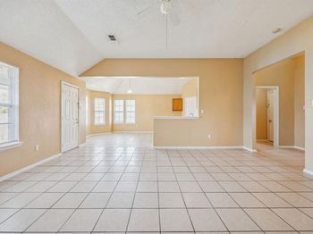 2503  Gerry Way Street 