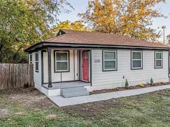 1216  Greenbrier Drive 