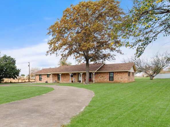 3641  Lucy Trimble Road , Burleson Texas 76028