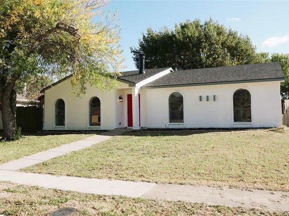 2009  Clark Trail , Grand Prairie Texas 75052