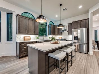 2715  Carriage Trail 