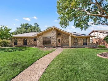 3609  Knob Hill Drive 