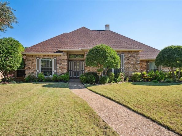 4302  Brooktree Lane , Dallas Texas 75287