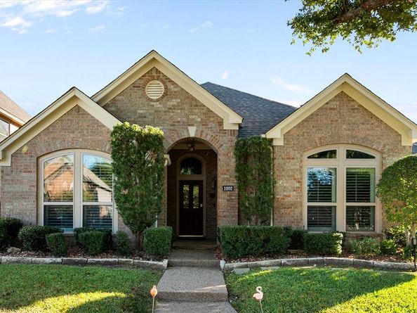 1002  Muirfield Drive , Mansfield Texas 76063