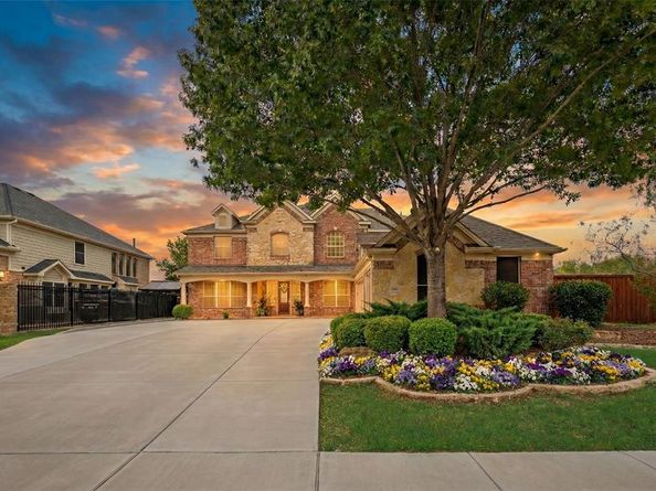 3027  Pamplona  , Grand Prairie Texas 75054