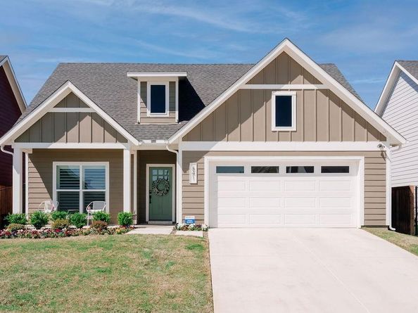 841  Meadow Bend Loop W, Grapevine Texas 76051