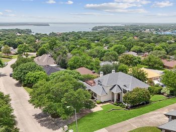 7632  Westwind Drive 