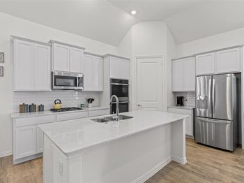 4747  Kings Garden Parkway 