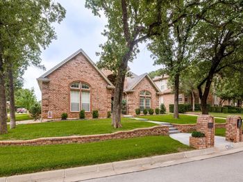 2326  Ox Bow Court 