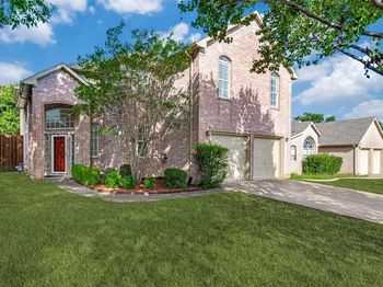 2505  Lakeshore Drive 