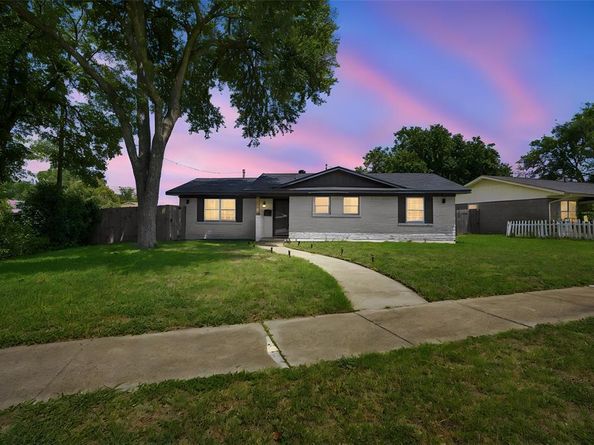222  Rockaway Drive , Duncanville Texas 75116