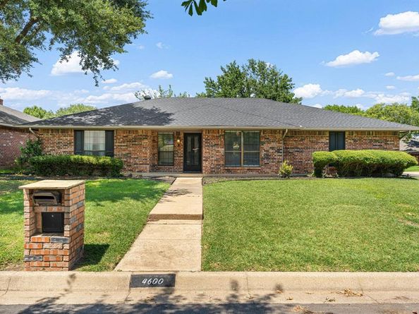 4600  Applewood Road , Fort Worth Texas 76133