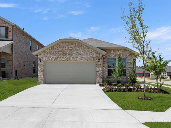 2521  Russell Way , Mesquite Texas 75149