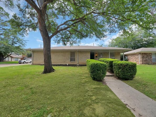 502  Pinebluff Drive , Lewisville Texas 75067