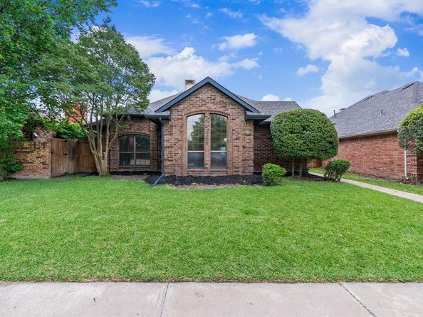 2805  Big Oaks Drive , Garland Texas 75044