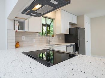 1808  Maplewood Trail 
