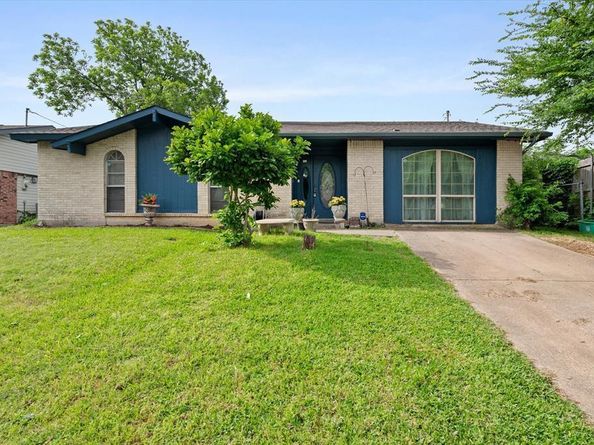 609  Columbine Lane , Grand Prairie Texas 75052