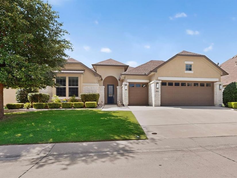 9801  Lindenwood Trail , Denton Texas 76207