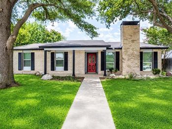 1206  OAKBLUFF Drive 
