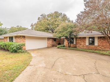 917  Bucknell Drive 