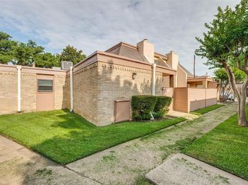 3045  Park Lane 