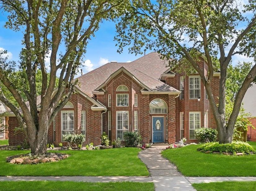 1107  Springfield Lane , Allen Texas 75002