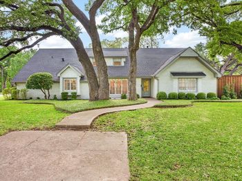 3013  Overton Park Drive E