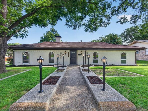 3401  Glenmont Drive , Fort Worth Texas 76133