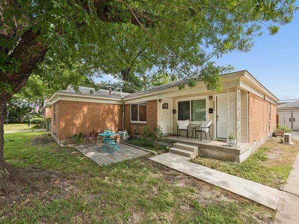 2350  Dunloe Drive , Dallas Texas 75228