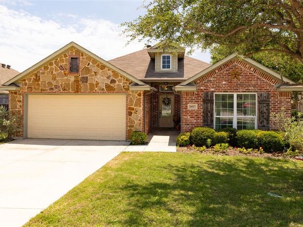 10517 N Haven Drive , Benbrook Texas 76126