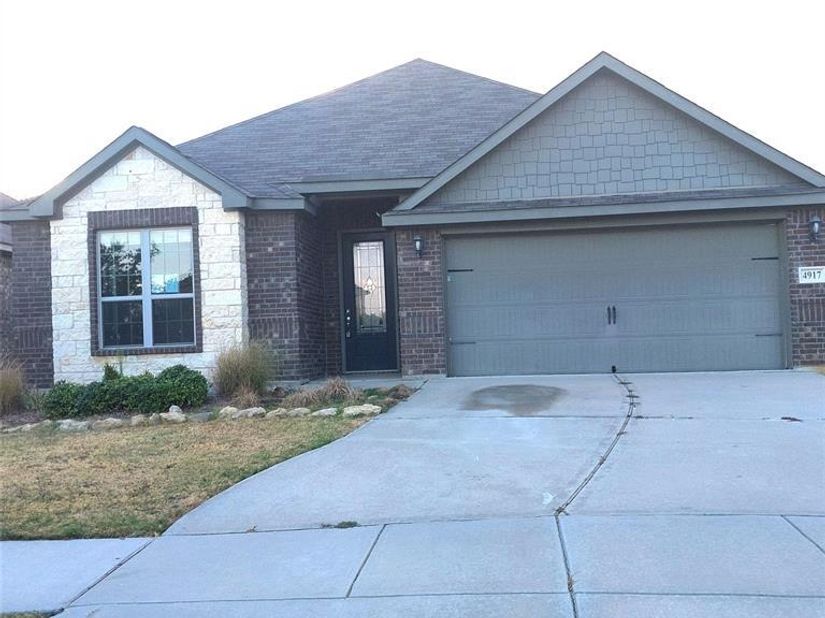 4917  Beaver Creek Avenue , Denton Texas 76207