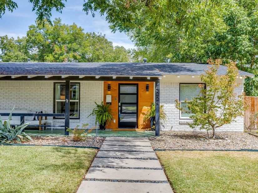 4224  Lanark Avenue , Fort Worth Texas 76109